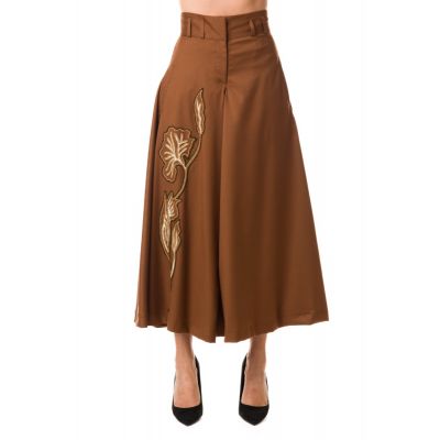 PANTALONE AMPIO CON RICAMO